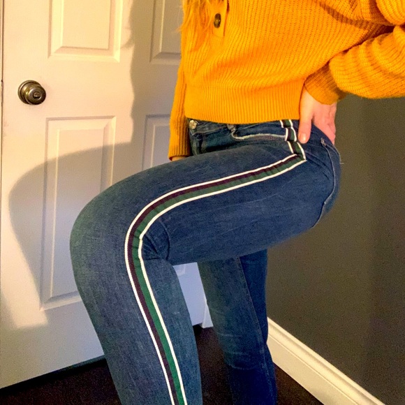 Zara jeans with stripe - Picture 1 of 10